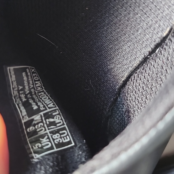 Dr Martens 1461 3-Eye Gibson Flat Shoes - Picture 5 of 5